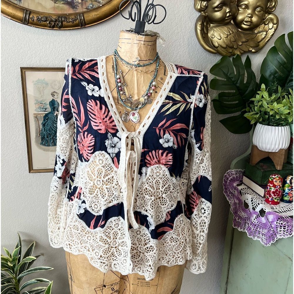 Ember Blue Pink Cream Floral Crochet Lace Boho Open Front Blouse Sz M See Detail